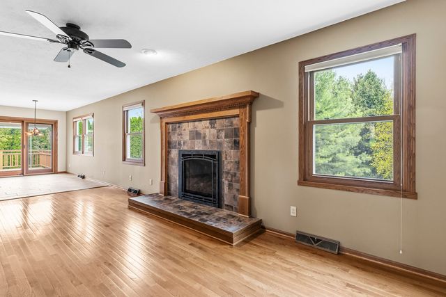 6990 Skyview Trail, Roscoe, IL 61073