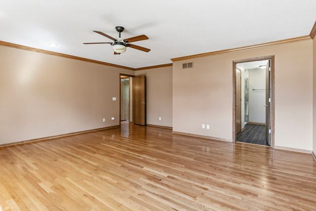 6990 Skyview Trail, Roscoe, IL 61073