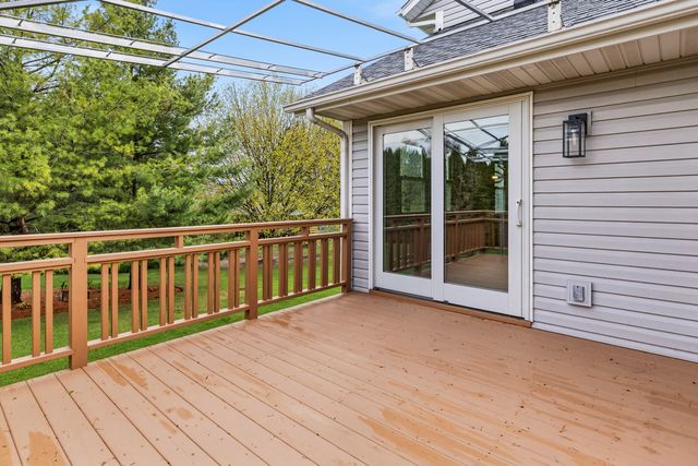 6990 Skyview Trail, Roscoe, IL 61073