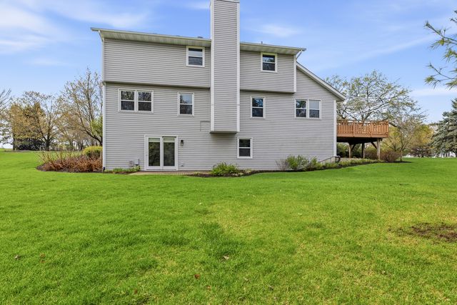 6990 Skyview Trail, Roscoe, IL 61073