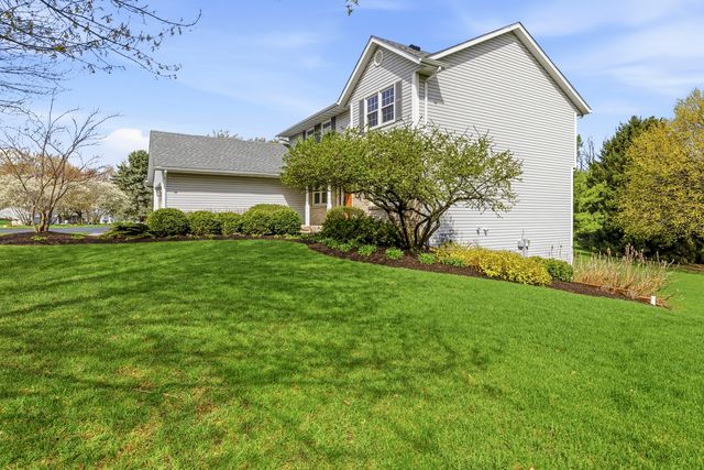 6990 Skyview Trail, Roscoe, IL 61073