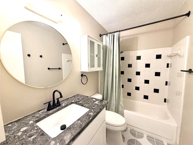 3309 Ivanhoe Lane, Garland, TX 75044