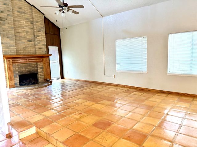 3309 Ivanhoe Lane, Garland, TX 75044