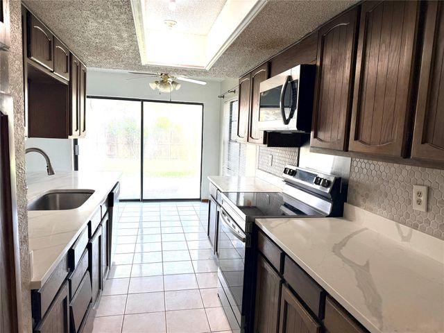 3309 Ivanhoe Lane, Garland, TX 75044