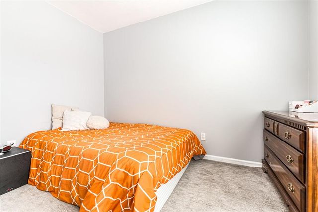 944 N Pine Street, Olathe, KS 66061