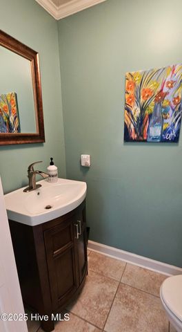 101 W Arrowhead Drive, Clinton, NC 28328