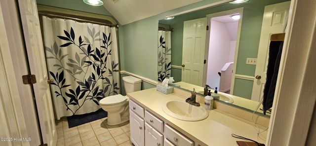 101 W Arrowhead Drive, Clinton, NC 28328