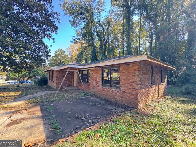 3598 Ingledale Drive SW, Atlanta, GA 30331