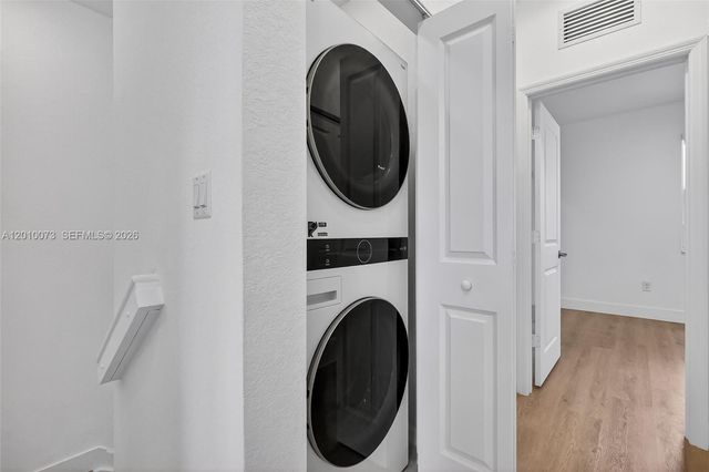 12221 NW 24th Pl, Miami, FL 33167