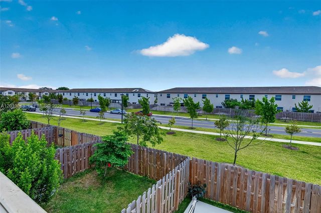 12221 NW 24th Pl, Miami, FL 33167