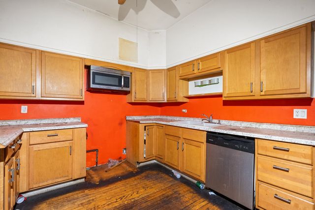 5404 S Drexel Avenue, Chicago, IL 60615
