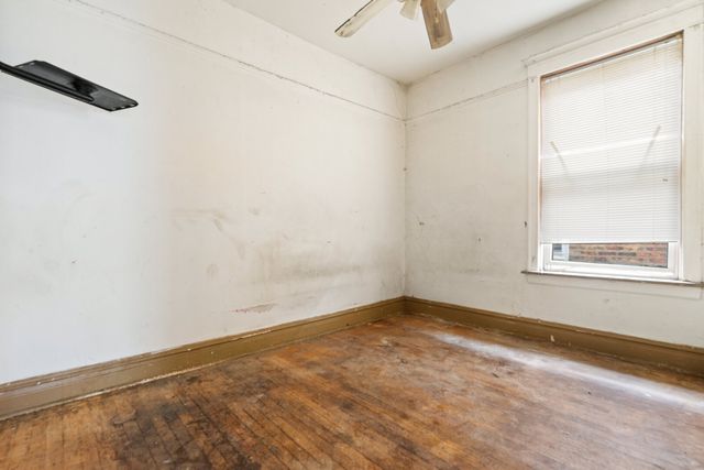 5404 S Drexel Avenue, Chicago, IL 60615