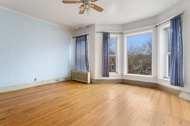 5404 S Drexel Avenue, Chicago, IL 60615