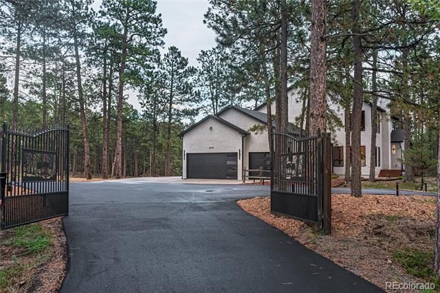 16575 Roller Coaster Road, Colorado Springs, CO 80921