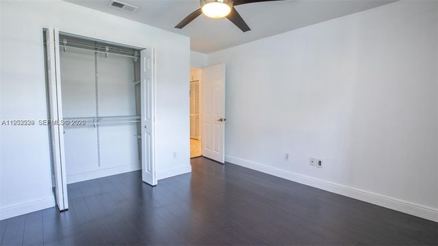 14206 SW 97th Ter, Miami, FL 33186