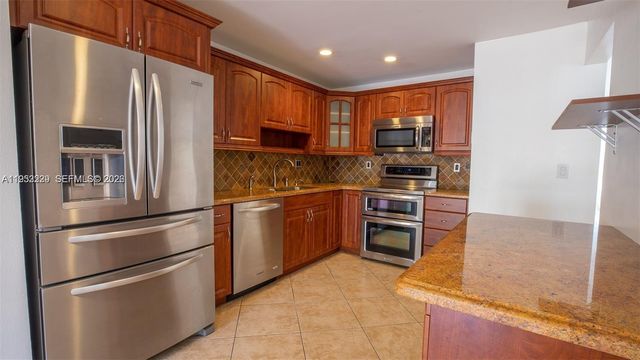 14206 SW 97th Ter, Miami, FL 33186