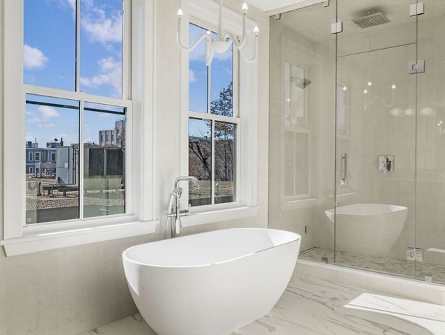 561 East Broadway 561, Boston, MA 02127