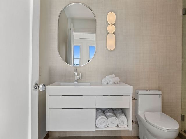 561 East Broadway 561, Boston, MA 02127