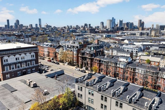 561 East Broadway 561, Boston, MA 02127