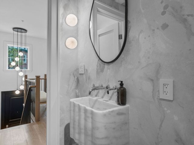 561 East Broadway 561, Boston, MA 02127