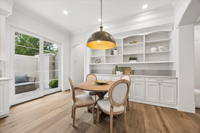4260 Emory Avenue, West University Place, TX 77005
