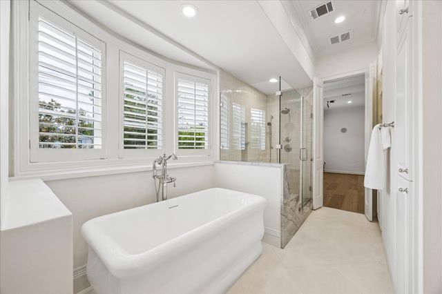 4260 Emory Avenue, West University Place, TX 77005