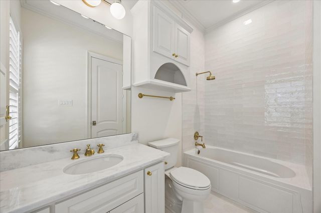 4260 Emory Avenue, West University Place, TX 77005