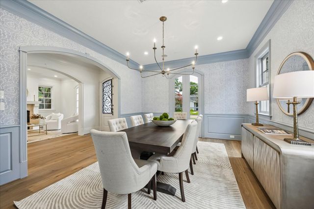 4260 Emory Avenue, West University Place, TX 77005