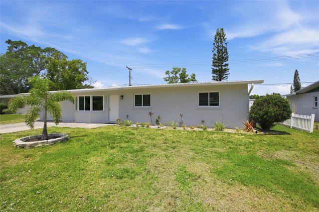 3106 OXFORD DRIVE W, Bradenton, FL 34205