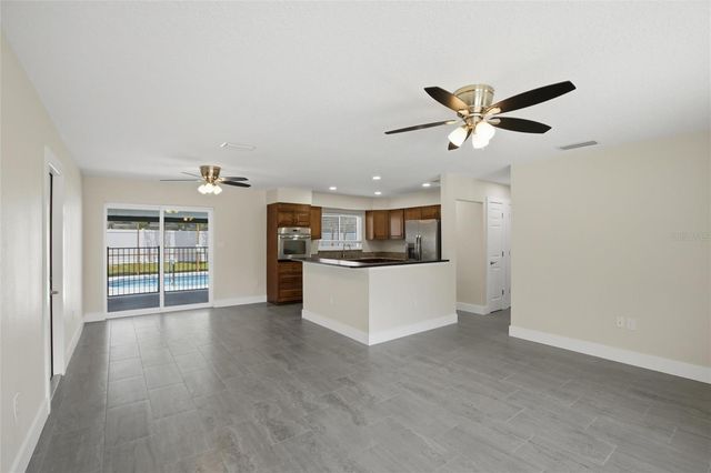 3106 OXFORD DRIVE W, Bradenton, FL 34205