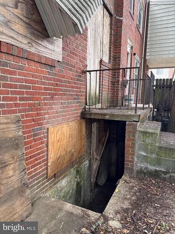 715 31ST ST SE, Washington, DC 20019