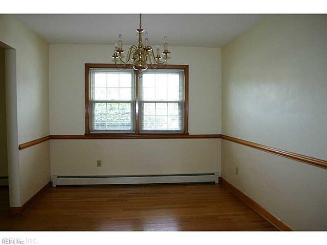 236 S Parliament DR, Virginia Beach, VA 23462