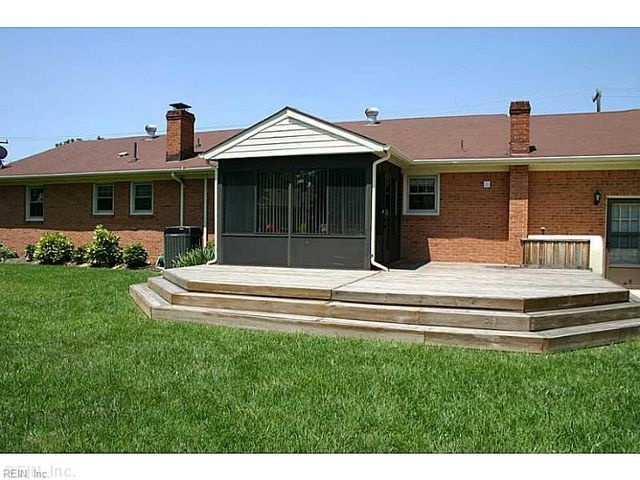 236 S Parliament DR, Virginia Beach, VA 23462