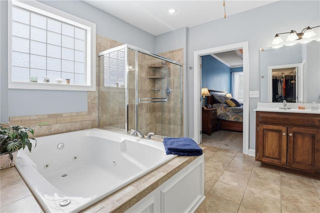 7204 NE 84th Court, Kansas City, MO 64157