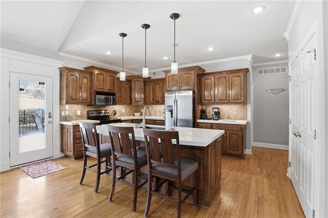 7204 NE 84th Court, Kansas City, MO 64157