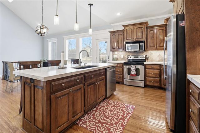 7204 NE 84th Court, Kansas City, MO 64157