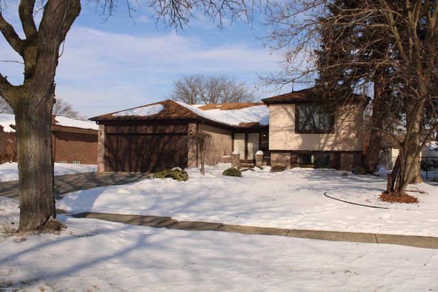 13227 Canterbury Drive, Sterling Heights, MI 48312