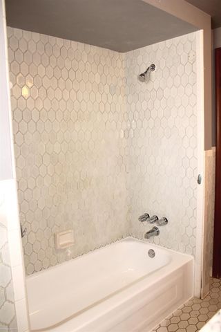 13227 Canterbury Drive, Sterling Heights, MI 48312