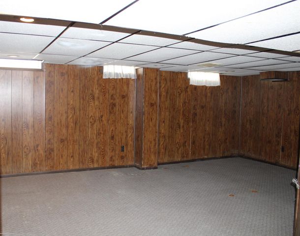 13227 Canterbury Drive, Sterling Heights, MI 48312