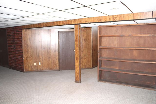 13227 Canterbury Drive, Sterling Heights, MI 48312