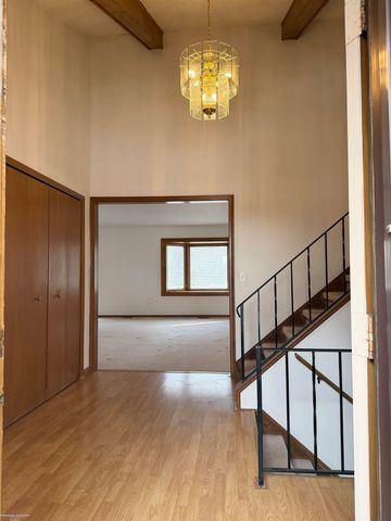 13227 Canterbury Drive, Sterling Heights, MI 48312