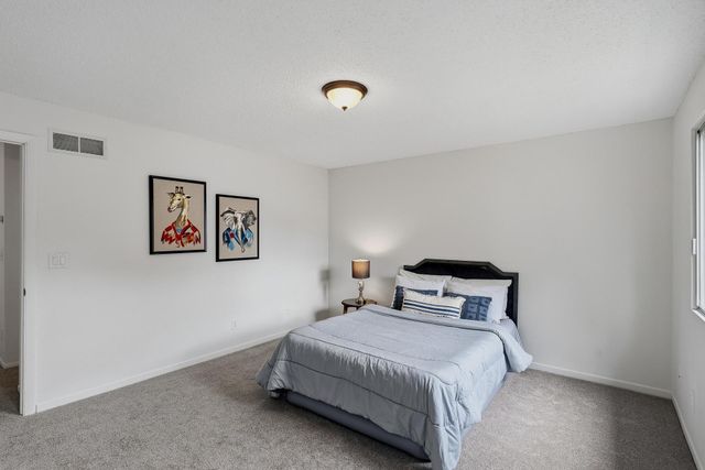 1496 Goodwin Avenue N, Oakdale, MN 55128