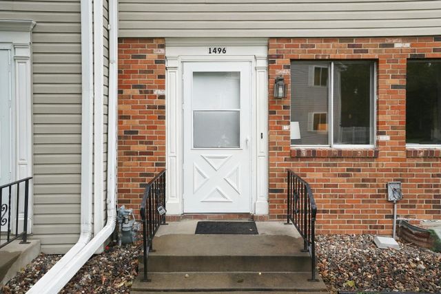1496 Goodwin Avenue N, Oakdale, MN 55128