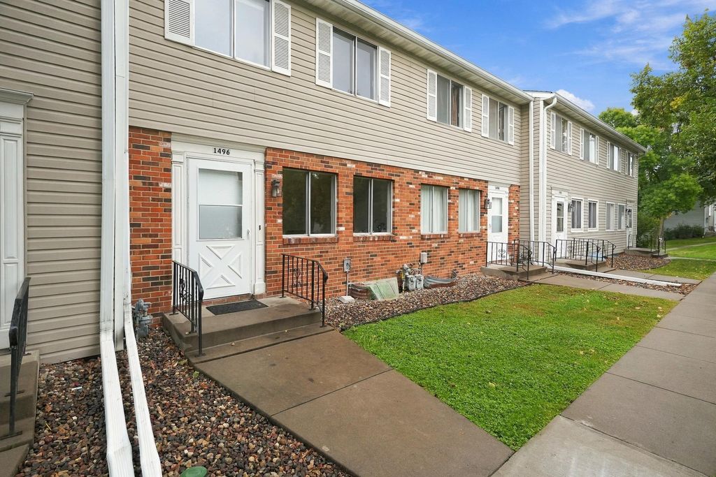 1496 Goodwin Avenue N, Oakdale, MN 55128 — photo 2