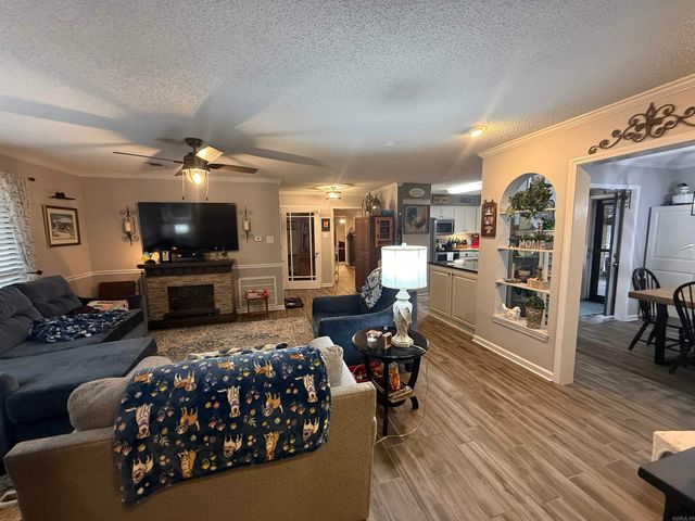 51 Center Street, Ward, AR 72176