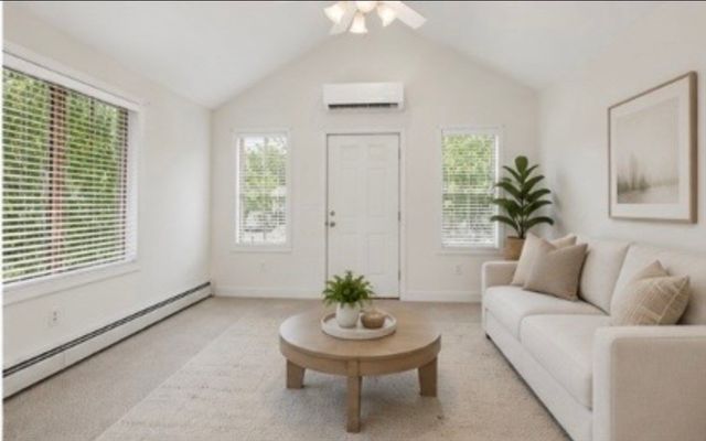 40 Farmington Circle, Marlborough, MA 01752