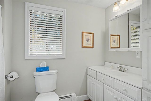 40 Farmington Circle, Marlborough, MA 01752