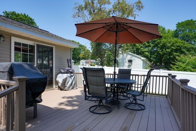 40 Farmington Circle, Marlborough, MA 01752