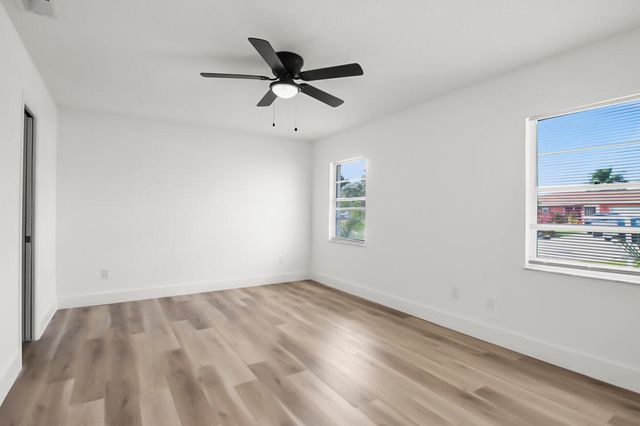 313 NW Dorchester Street, Port St. Lucie, Port St Lucie, FL 34983