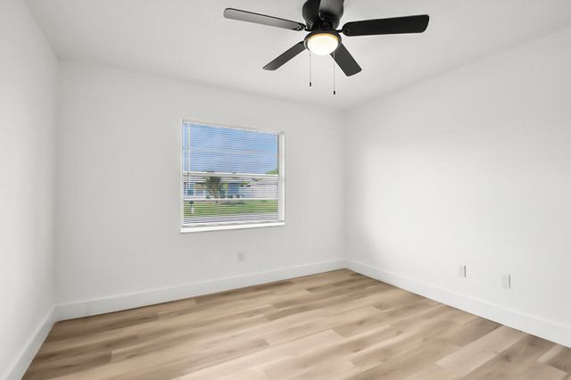 313 NW Dorchester Street, Port St. Lucie, Port St Lucie, FL 34983